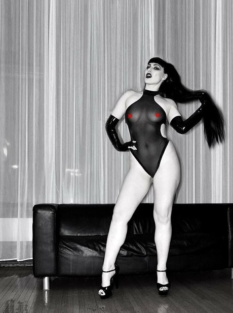 theampedupvamp perfekte exklusive bild