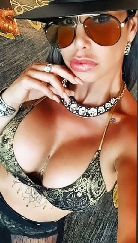 Lis Vega kostenlose xxx foto