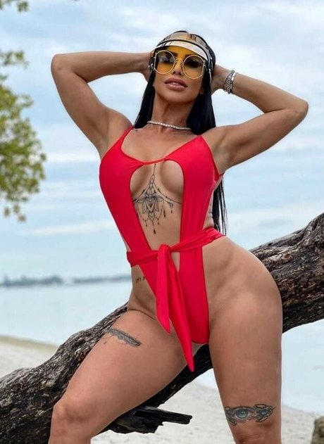 Lis Vega sexy kunst archiv