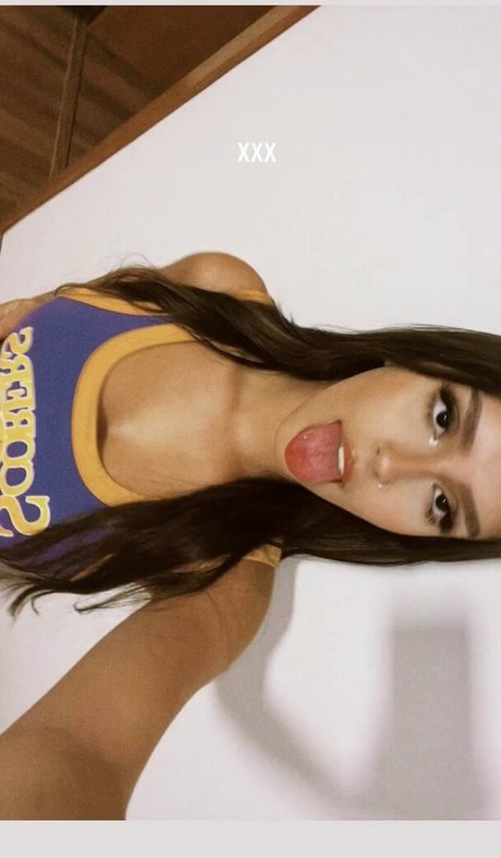 izaalmeidaa__ exklusive pornostar bilder