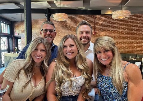 Maddie Clark pornostar hd foto