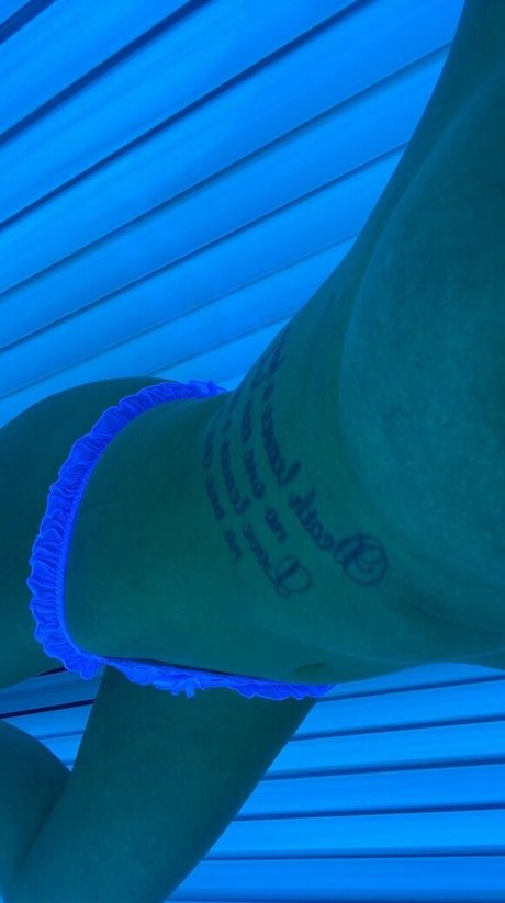 frkalida model perfekte bild