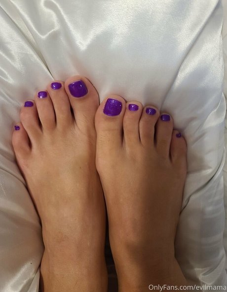 Evilmama schauspielerin pornografische fotos