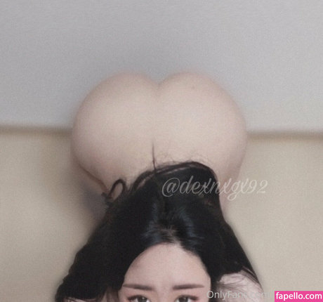 dexnxgx92 model sexy foto