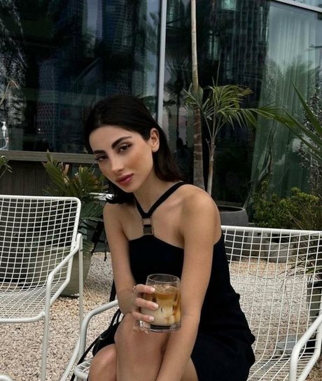 Sevinch Salmanova freie porno galerie