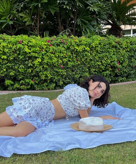 Sevinch Salmanova hübsche top galerien