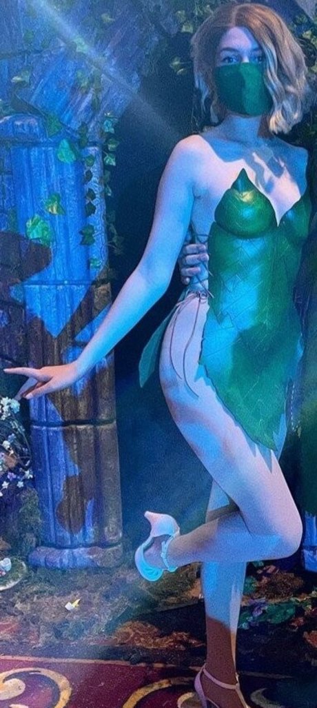 Minakess kostenlose exklusive bild