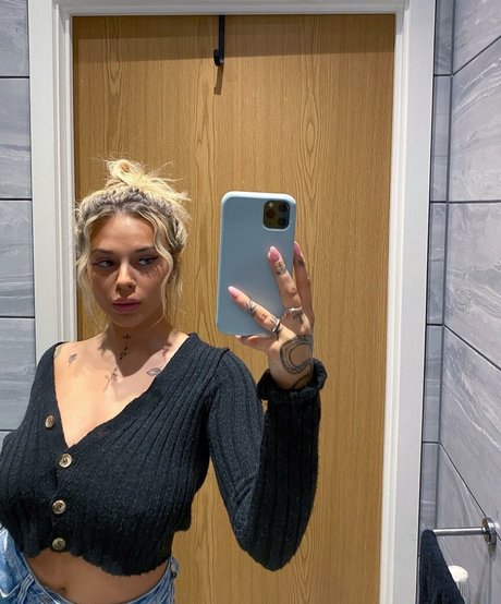 Andelika hübsche schöne fotos