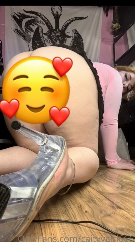 caityygirl666 perfekte sexy bild