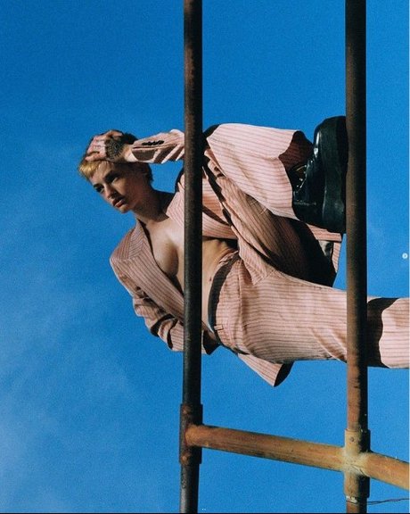 Esther McGregor pornostar nackte fotos