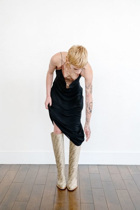 Esther McGregor porno schöne fotos