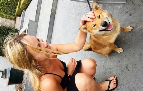 Sandra Gentvainyte pornostar akt bilder