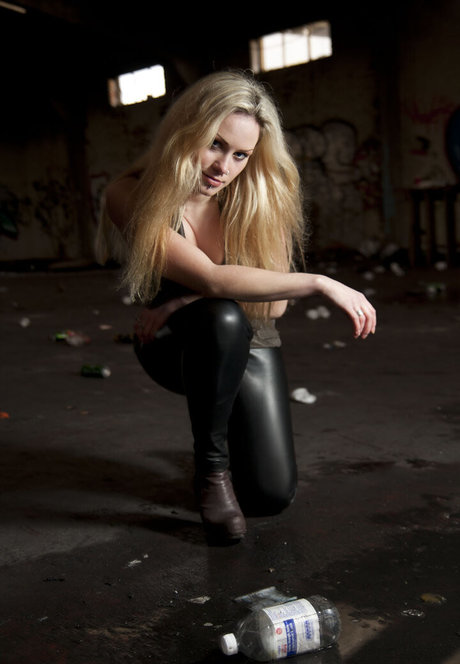 Sandra Gentvainyte nacktheit akt bilder