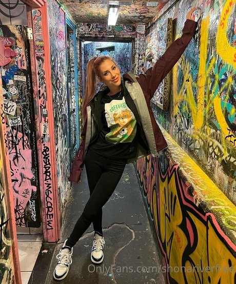 shonariverfree model top galerie