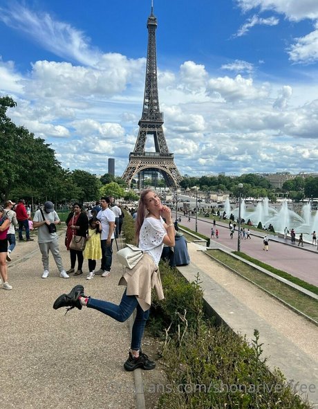 shonariverfree nackt perfekte archiv