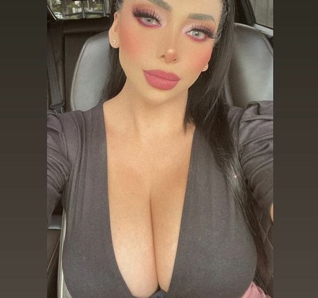 are mon nackt freie bilder