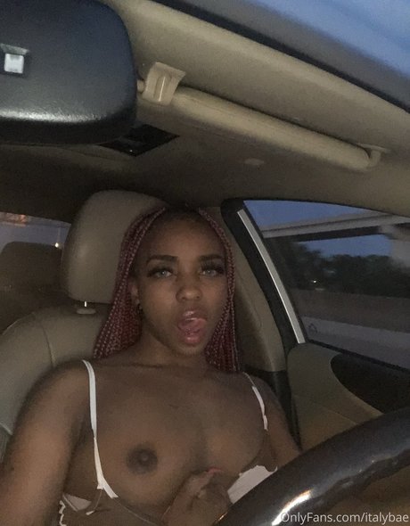 Italybae pornostar akt foto