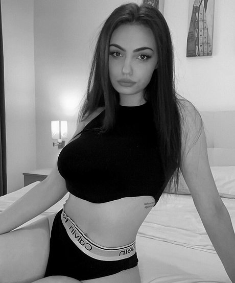 mikitty y heiße perfekte galerie