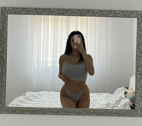 mikitty y erwachsene schöne fotos