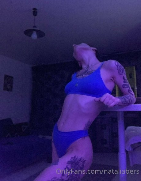nataliabers model hd foto
