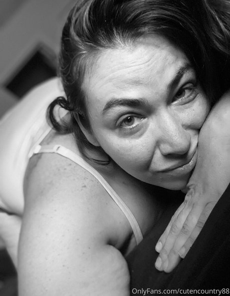 cutencountry88 xxx kostenlose bild