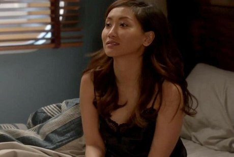Brenda Song kunst erotische galerien