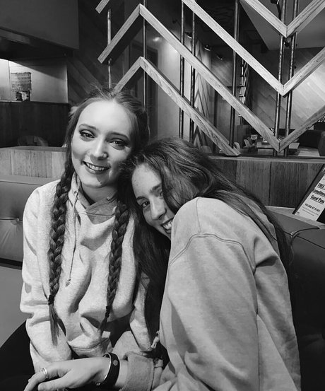 Dannielle Ashurst exklusive sex bilder