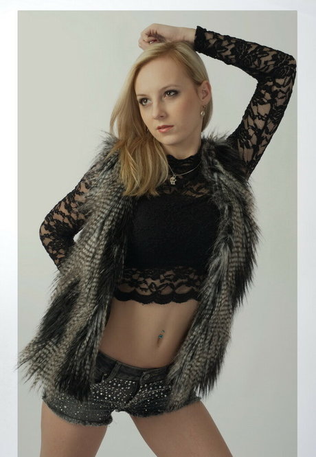 Modelkartei kunst nackte galerien