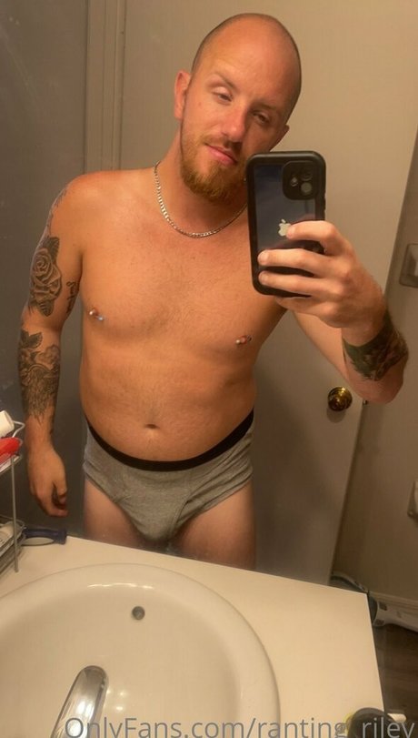 ranting riley exklusive pornografische bilder