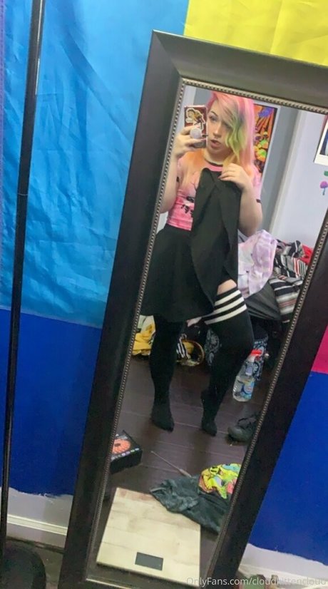 schwangere lehrerin onlyfans nackt erwachsene archiv