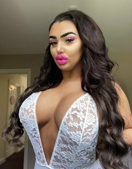 große titten streber onlyfans nackt nette bilder