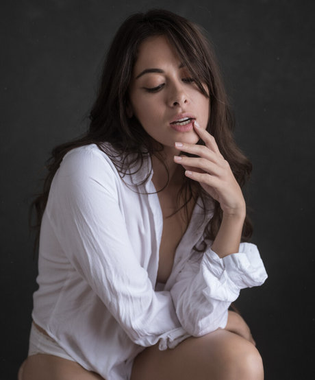 Nina Jade Napoletano exklusive akt archiv