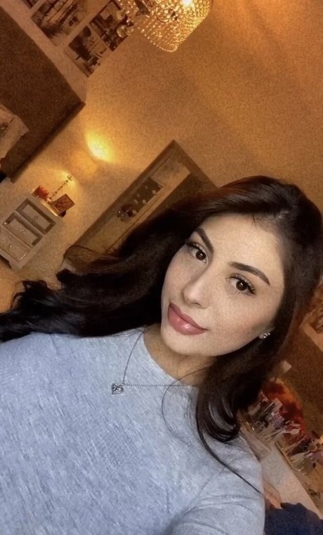 Michelle Balderrama porno sexy galerie