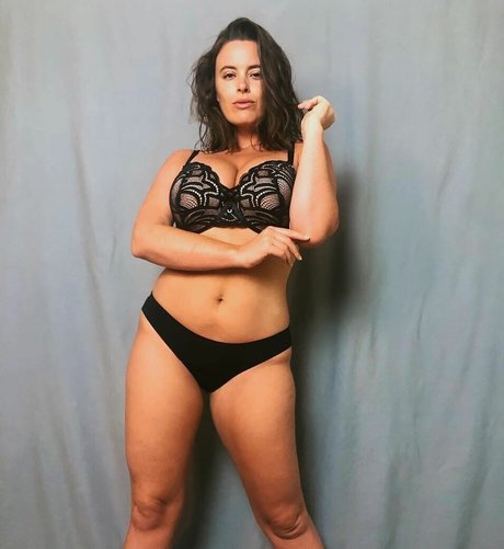 Tia Provost freie pornographische archiv