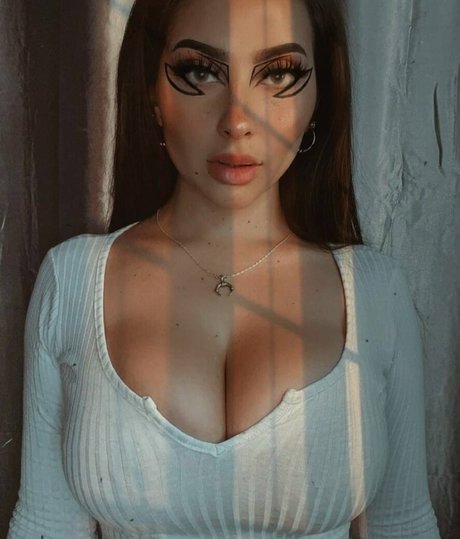 Vai Monroe schöne erwachsene galerien