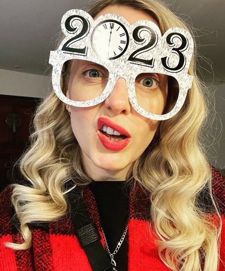 Lauren Laverne erotische hd bilder