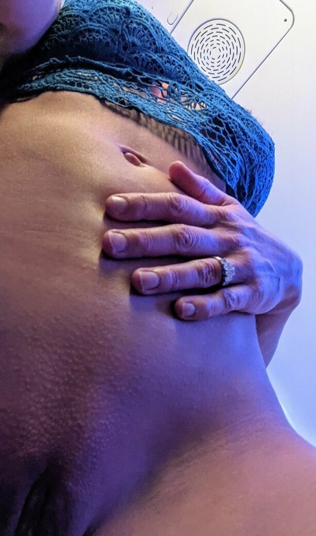 schlanke milf-onlyfans heiße exklusive foto