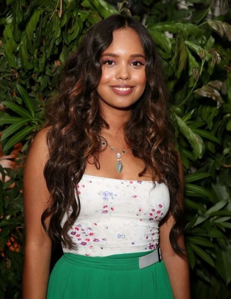 Alisha Boe exklusive sex foto
