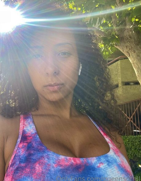 QueenSoTrill exklusive akt fotos