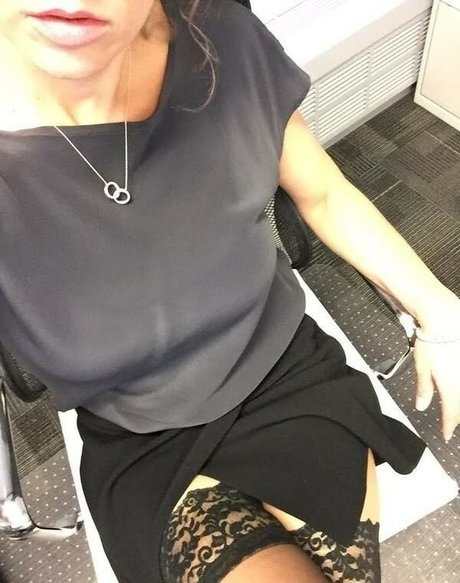 Office Sluts nacktheit porno galerie