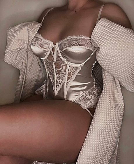 enireves schauspielerin exklusive bilder