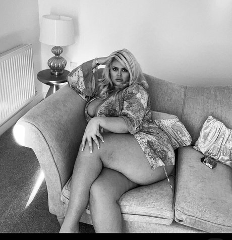 Susannah Elizabeth schöne xxx bilder