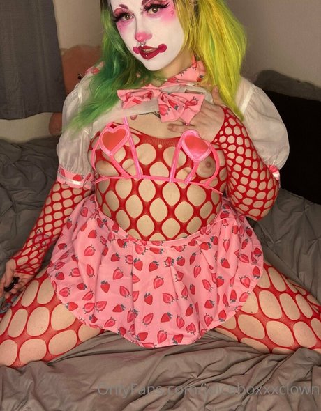 juiceboxxxclown pornostar exklusive bild