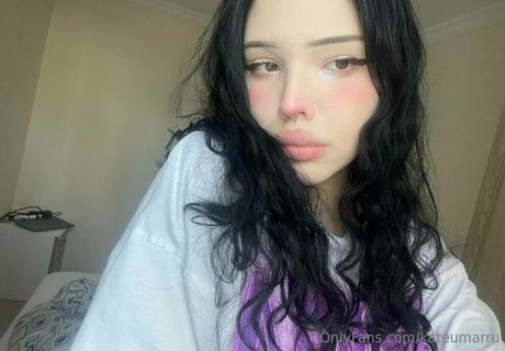 kateumarru model pornographische bild