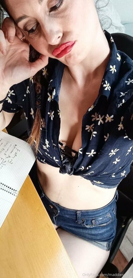 maddiesohot erotische nacktheit bild