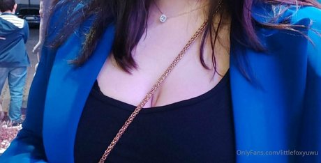 littlefoxyuwu akt pornostar bild
