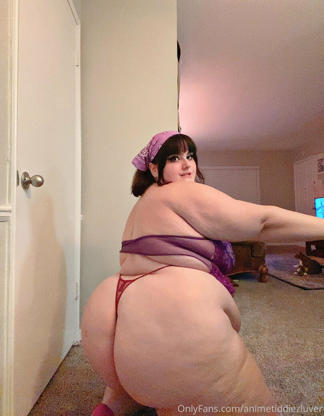 animetiddiezluver erotische pornografische foto