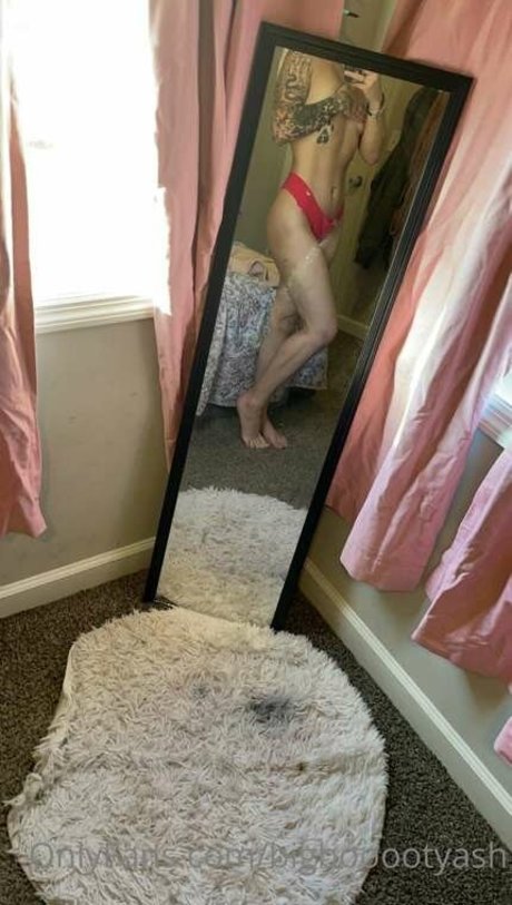 Ashley Sikes model porno bilder