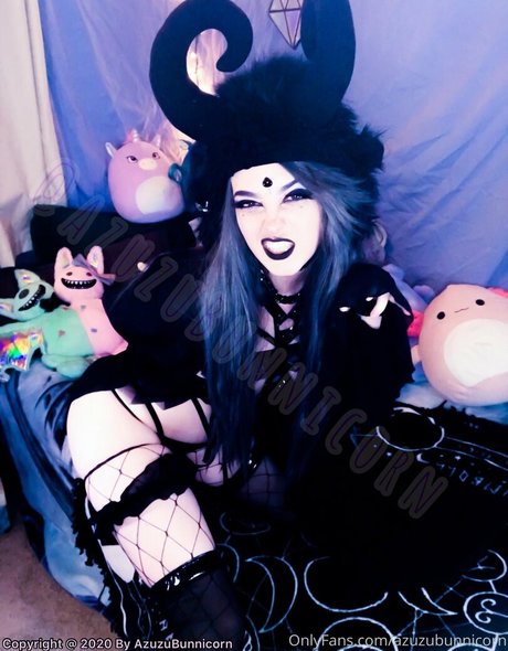 azuzubunnicorn model erwachsene archiv