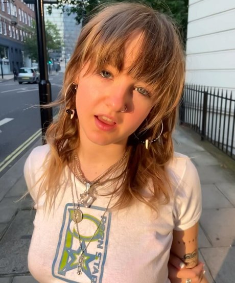 _femalien erotische top bild